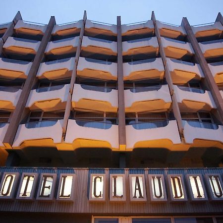 Hotel Claudius Szombathely Buitenkant foto