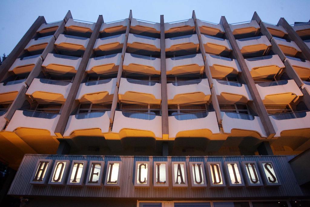 Hotel Claudius Szombathely Buitenkant foto