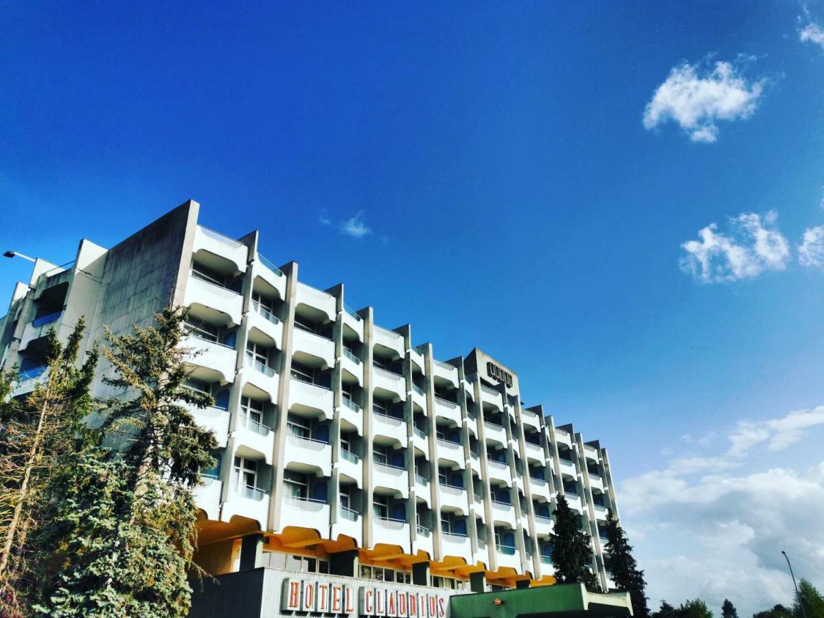 Hotel Claudius Szombathely Buitenkant foto